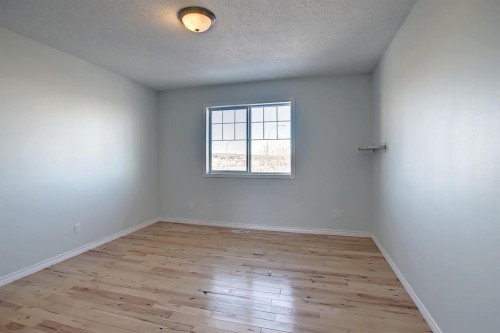 25 Panamount Crescent Nw, Calgary, AB - Indoor Photo Showing Other Room