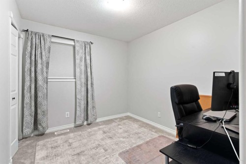 67 Anaheim Crescent Ne, Calgary, AB - Indoor Photo Showing Office
