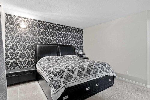 67 Anaheim Crescent Ne, Calgary, AB - Indoor Photo Showing Bedroom