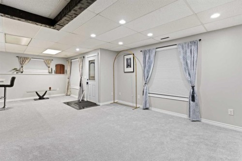 67 Anaheim Crescent Ne, Calgary, AB - Indoor