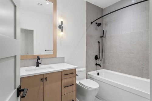 249B Three Sisters Drive, Canmore, AB - Indoor Photo Showing Bathroom