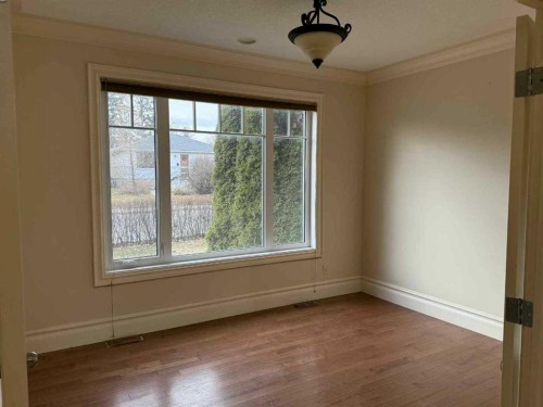 2012 37 Avenue Sw, Calgary, AB - Indoor Photo Showing Other Room