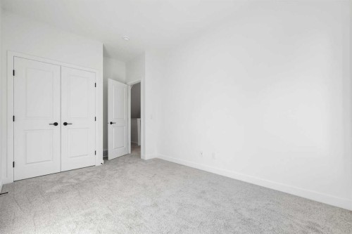 157 Mahogany Gardens Se, Calgary, AB - Indoor Photo Showing Other Room