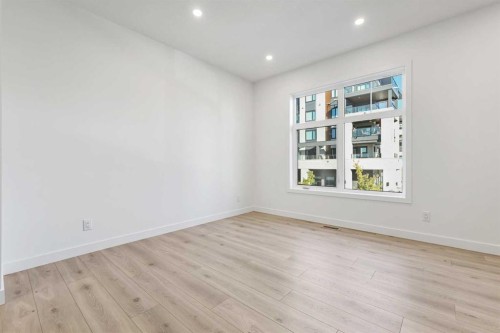 157 Mahogany Gardens Se, Calgary, AB - Indoor Photo Showing Other Room