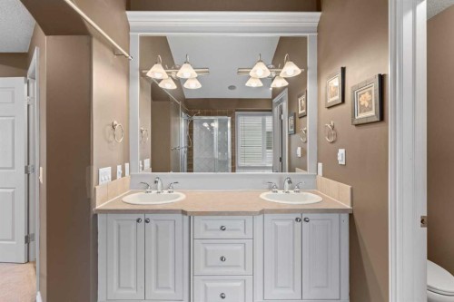 938 Panorama Hills Drive Nw, Calgary, AB - Indoor Photo Showing Bathroom