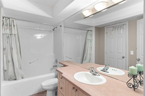 938 Panorama Hills Drive Nw, Calgary, AB - Indoor Photo Showing Bathroom
