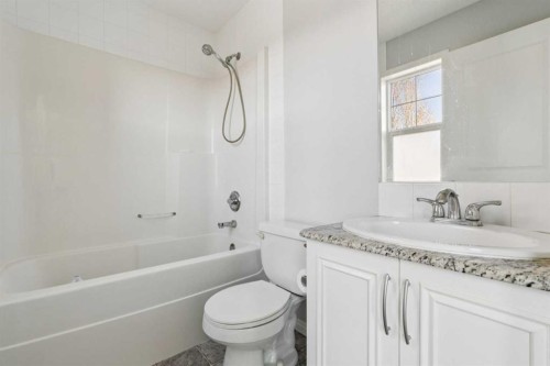 22 Silverado Plains Circle Sw, Calgary, AB - Indoor Photo Showing Bathroom