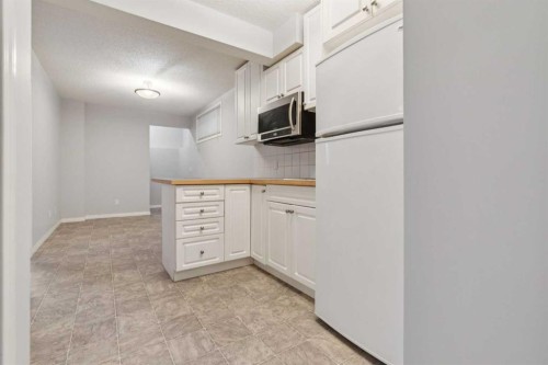 22 Silverado Plains Circle Sw, Calgary, AB - Indoor