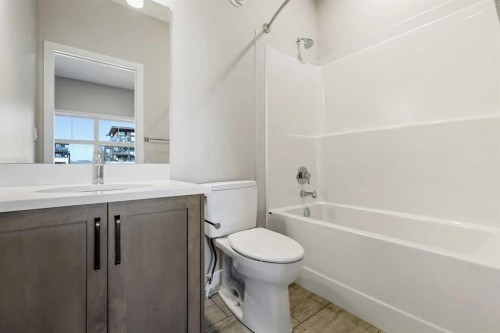 153 Mahogany Gardens Se, Calgary, AB - Indoor Photo Showing Bathroom