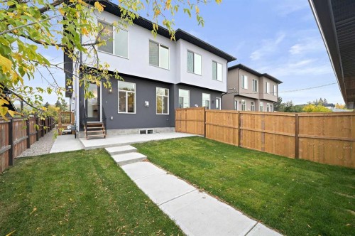 8112 Bowness Road Nw, Calgary, AB - Outdoor