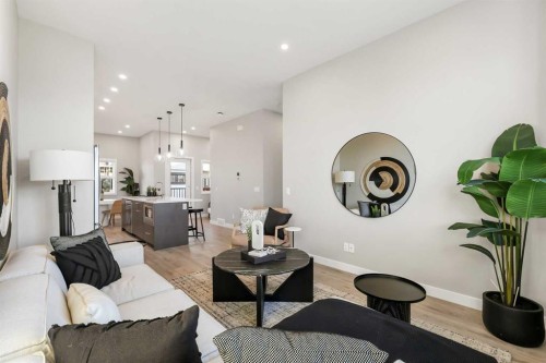 402-185 Mahogany Gardens Se, Calgary, AB - Indoor Photo Showing Living Room