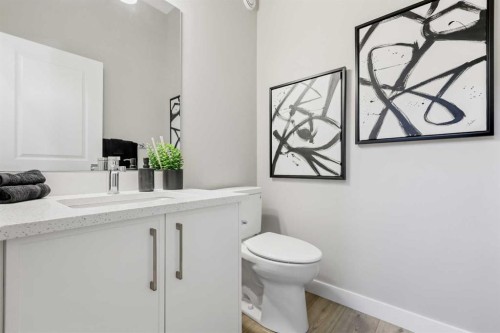 402-185 Mahogany Gardens Se, Calgary, AB - Indoor Photo Showing Bathroom