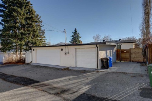 4620 30 Avenue Sw, Calgary, AB - Outdoor With Exterior