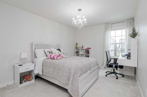 310 Mahogany Manor Se, Calgary, AB - Indoor Photo Showing Bedroom