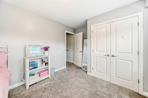 10 Riviera Place, Cochrane, AB - Indoor