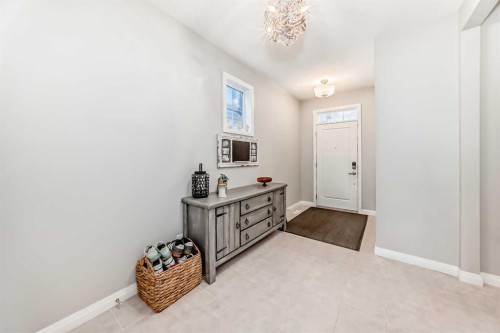 10 Riviera Place, Cochrane, AB - Indoor