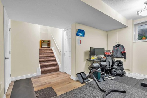 210 Evansmeade Point Nw, Calgary, AB - Indoor