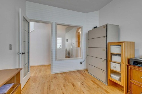 214 Springmere Close, Chestermere, AB - Indoor Photo Showing Other Room