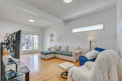 214 Springmere Close, Chestermere, AB - Indoor Photo Showing Other Room