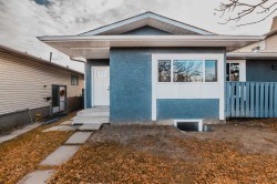 8428 Berkley Road NW Calgary, AB T3K 1B4