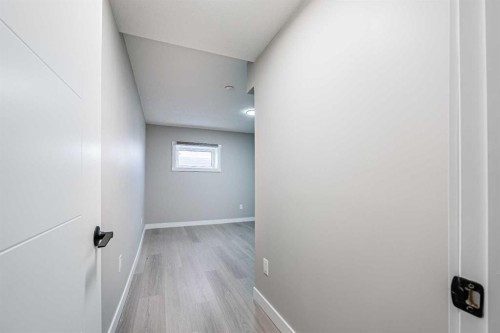 8428 Berkley Road Nw, Calgary, AB - Indoor Photo Showing Other Room