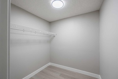 8428 Berkley Road Nw, Calgary, AB - Indoor With Storage