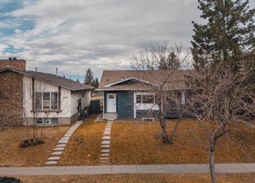 8428 Berkley Road Nw, Calgary, AB - Outdoor