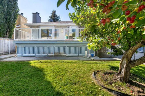 125 Edgebrook Road Nw, Calgary, AB - Outdoor With Deck Patio Veranda