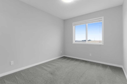 168 Masters Crescent Se, Calgary, AB - Indoor Photo Showing Other Room