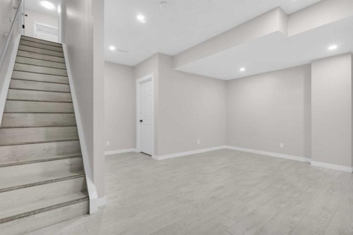 168 Masters Crescent Se, Calgary, AB - Indoor Photo Showing Other Room