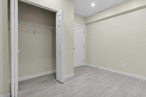 168 Masters Crescent Se, Calgary, AB - Indoor Photo Showing Other Room