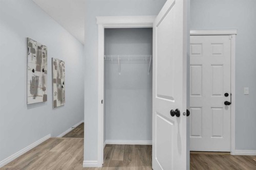 168 Masters Crescent Se, Calgary, AB - Indoor Photo Showing Other Room