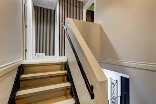 22 Hunters Gate, Okotoks, AB - Indoor Photo Showing Other Room