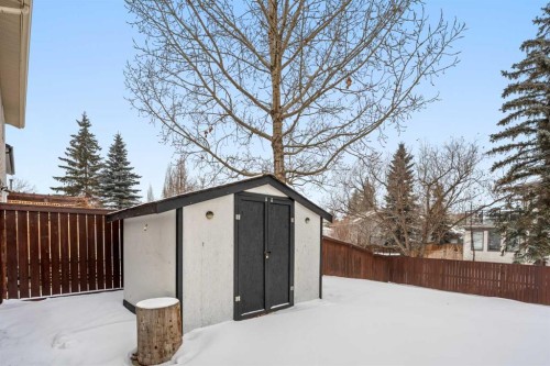 22 Hunters Gate, Okotoks, AB - Outdoor