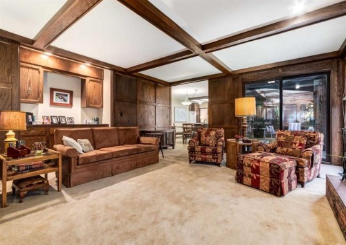 268 Pump Hill Gardens Sw, Calgary, AB - Indoor