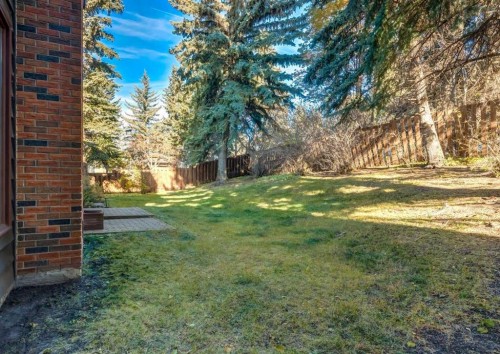 268 Pump Hill Gardens Sw, Calgary, AB - Outdoor