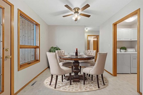 220 Sunset Place, Okotoks, AB - Indoor Photo Showing Dining Room