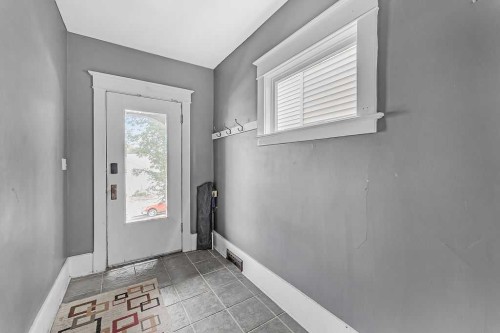 2117 17A Street Sw, Calgary, AB - Indoor Photo Showing Other Room