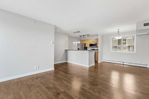 311-2440 34 Avenue Sw, Calgary, AB - Indoor