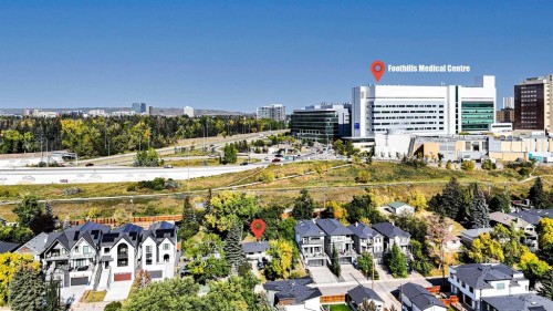 3652 8 Avenue Nw, Calgary, AB - Outdoor With View