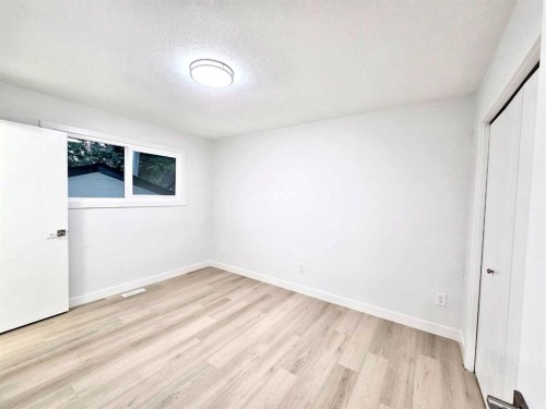 131 Whiteview Close Ne, Calgary, AB - Indoor Photo Showing Other Room