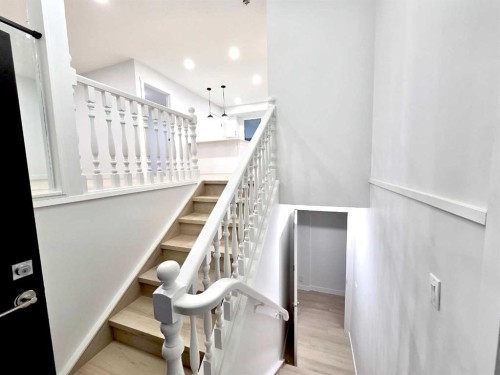 131 Whiteview Close Ne, Calgary, AB - Indoor Photo Showing Other Room