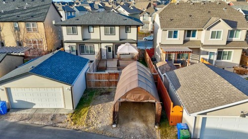 198 Masters Avenue Se, Calgary, AB - Outdoor