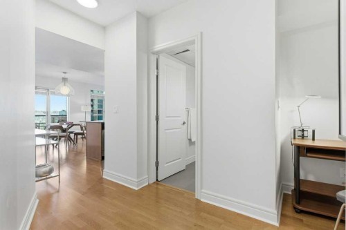 804-910 5 Avenue Sw, Calgary, AB - Indoor Photo Showing Other Room