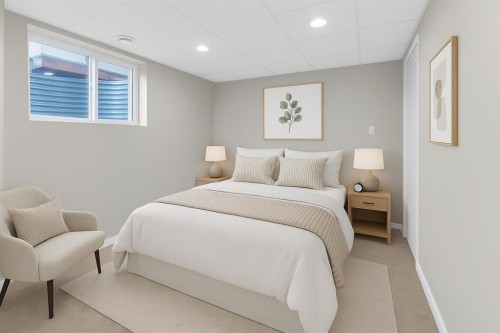 968 Bracewood Rise Sw, Calgary, AB - Indoor Photo Showing Bedroom