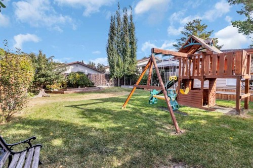 968 Bracewood Rise Sw, Calgary, AB - Outdoor