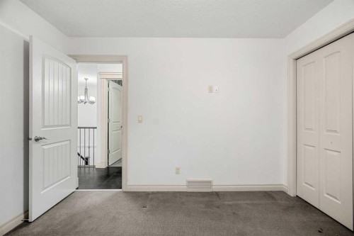 151 Mahogany Bay Se, Calgary, AB - Indoor Photo Showing Other Room