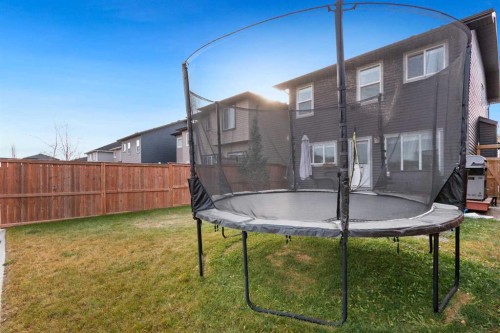 68 Morgan Street, Cochrane, AB - Outdoor