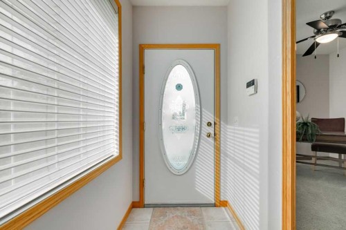 133 Chaparral Ridge Point Se, Calgary, AB - Indoor Photo Showing Other Room