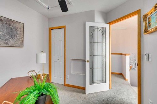 133 Chaparral Ridge Point Se, Calgary, AB - Indoor Photo Showing Other Room